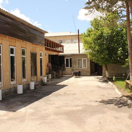 Guest House Jamal Naryn 외부 사진
