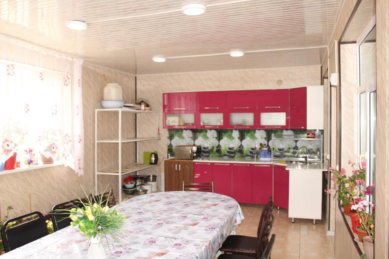Guest House Jamal Naryn 외부 사진