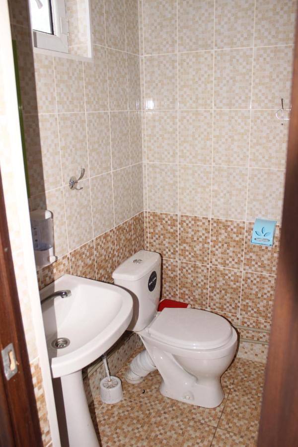 Guest House Jamal Naryn 외부 사진